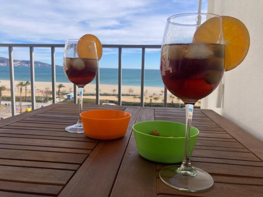 Apartamento Vistas Frontales Al Mar Ampuriabrava Exterior foto